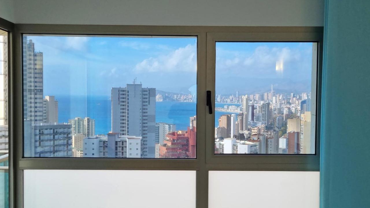 Skyline 11 Sunny Balcony With Stunning Sea Views Apartment Benidorm Bagian luar foto